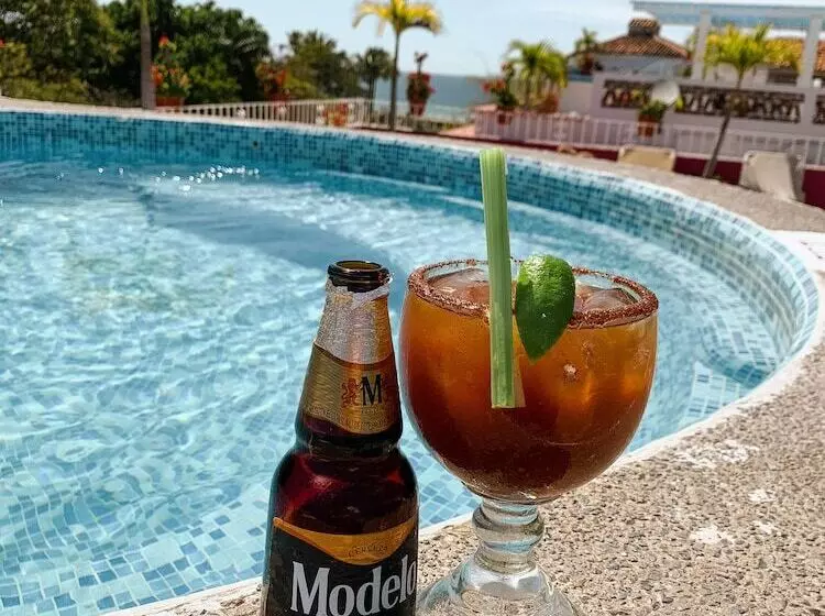 Suites Plaza Del Rio Family Hotel Malecón Centro