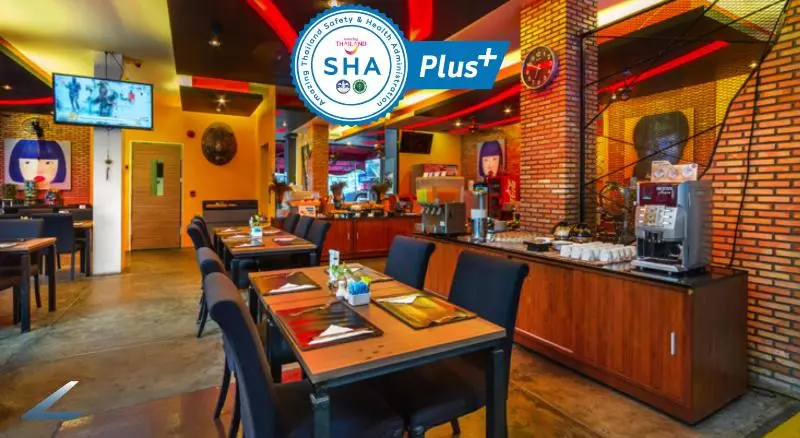 Hotel The Lantern Resorts Patong   Sha Extra Plus