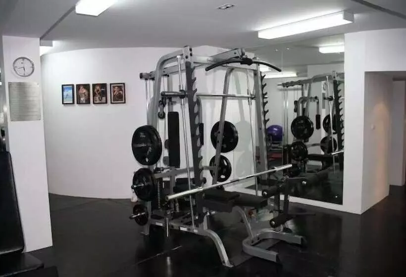 فندق The Park Surin By Resava