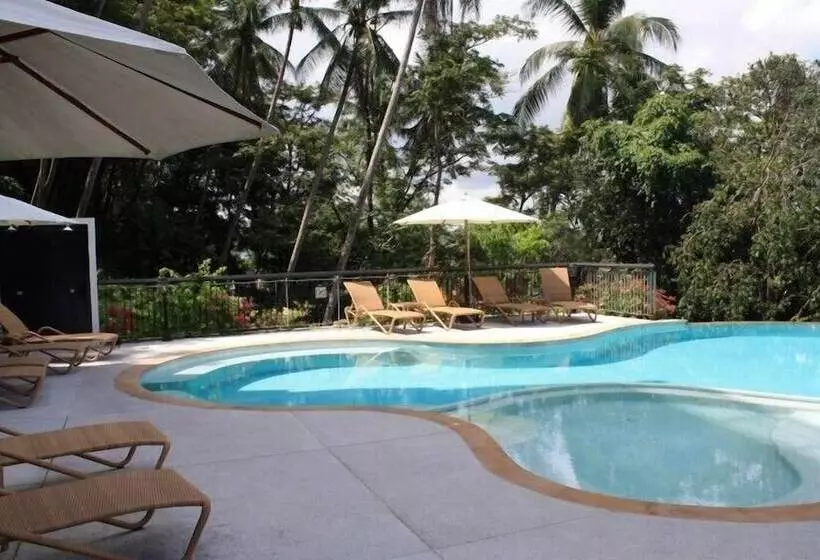 فندق The Park Surin By Resava