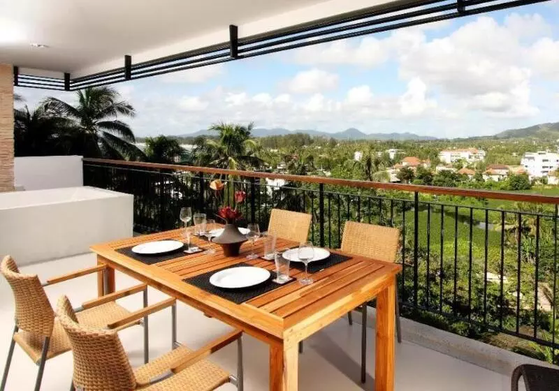 فندق The Park Surin By Resava