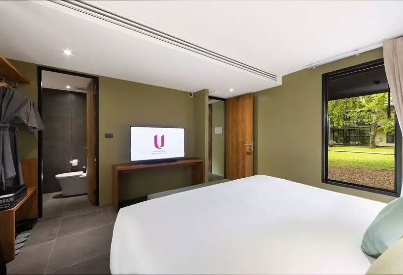 호텔 U Inchantree Kanchanaburi