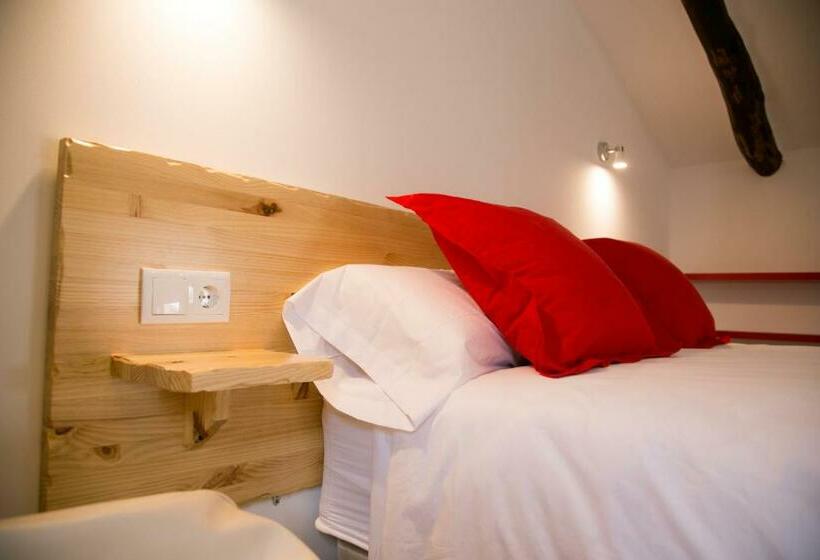 Apartamentos Turísticos La Casa Vieja