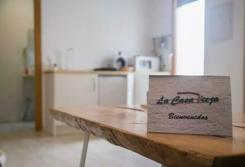 Apartamentos Turísticos La Casa Vieja