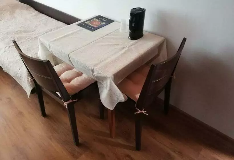 ペンション Guest Room Asparuh