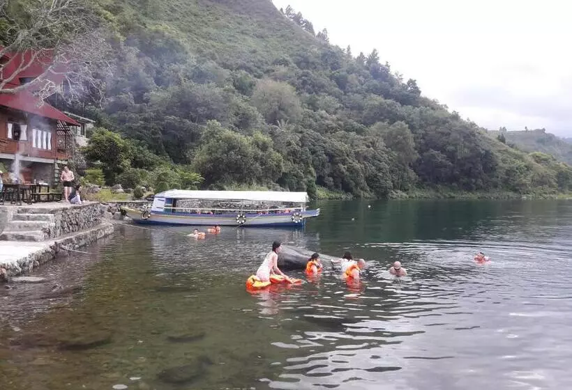 Aamiaismajoitus (B&B) Pondok Berata Dapdap