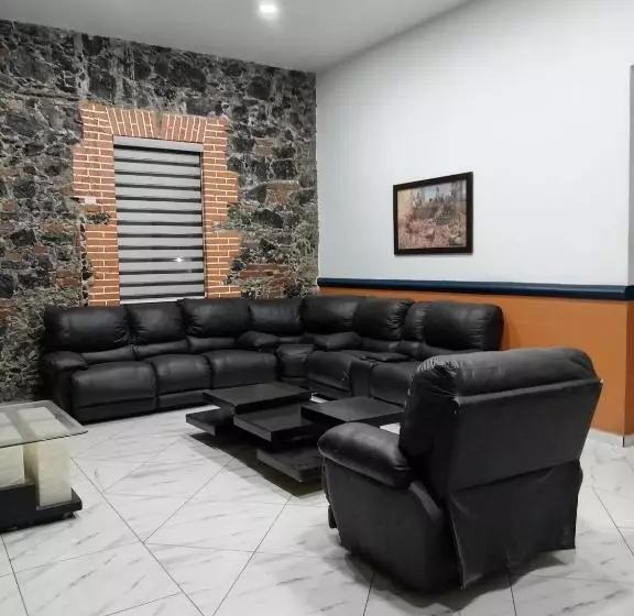 Hotelli Xochicaltzin