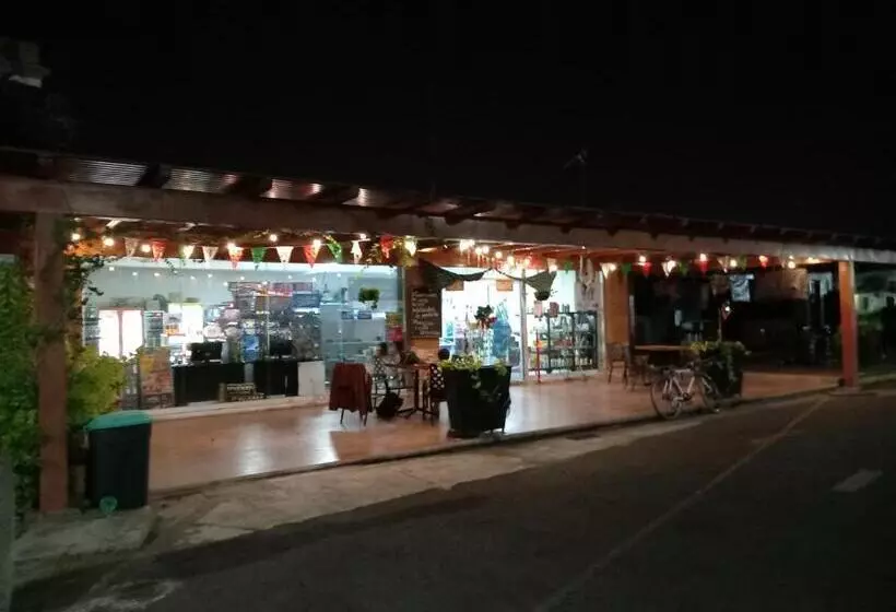 Hotelli Xochicaltzin