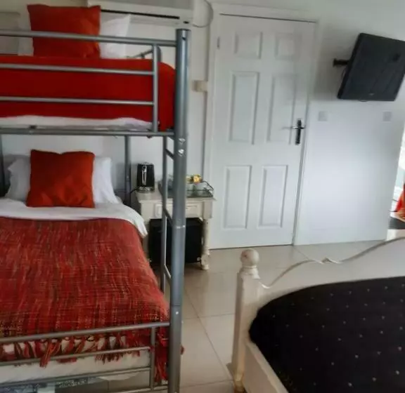The White Dove Bed And Breakfast With Glamping Newark Showground