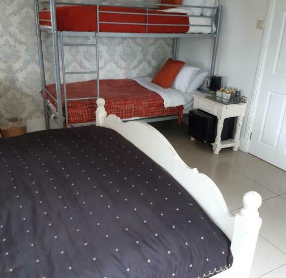 The White Dove Bed And Breakfast With Glamping Newark Showground