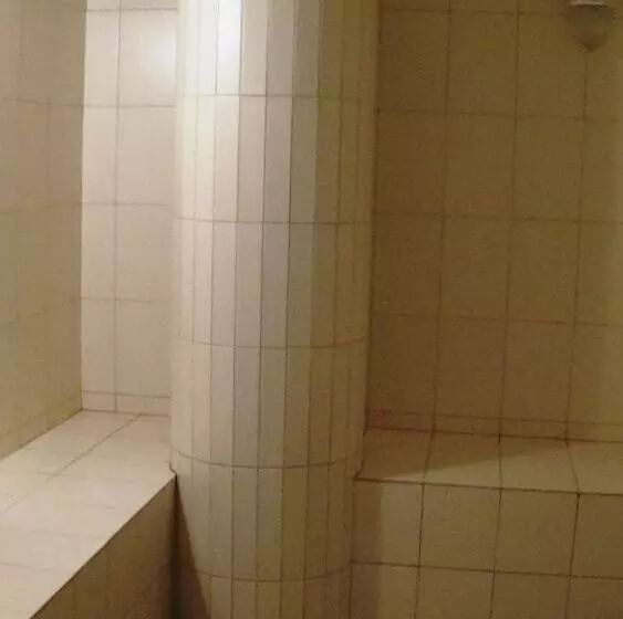 هتل Al Raya Suites