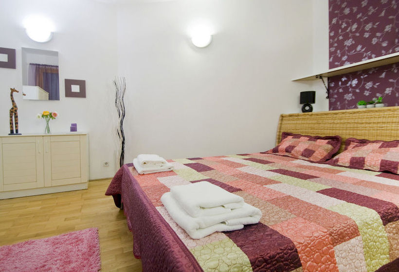 AltraCasa Apartments