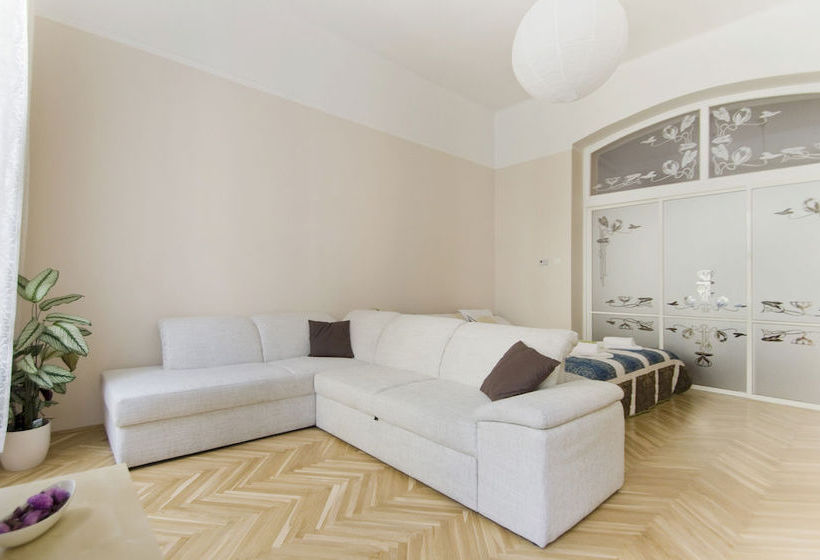 AltraCasa Apartments