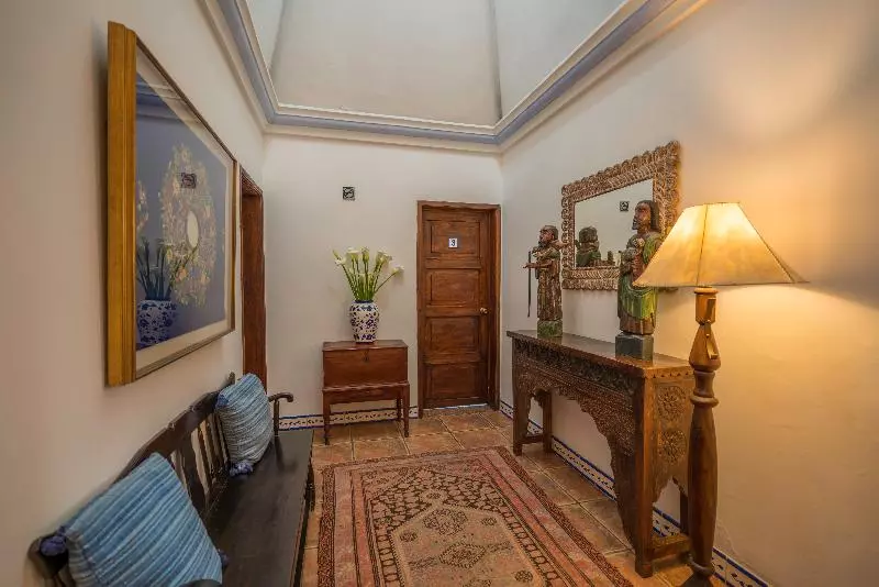 Casa Encantada By Porta Hotels