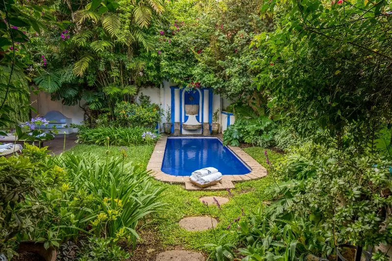 Casa Encantada By Porta Hotels