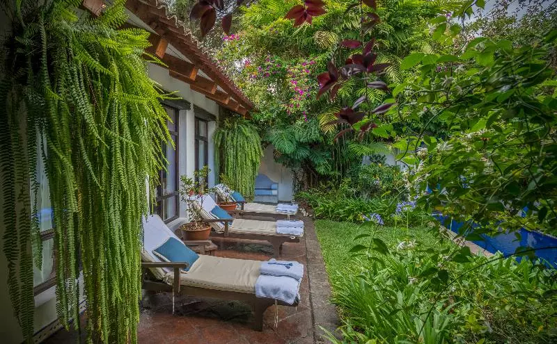 Casa Encantada By Porta Hotels