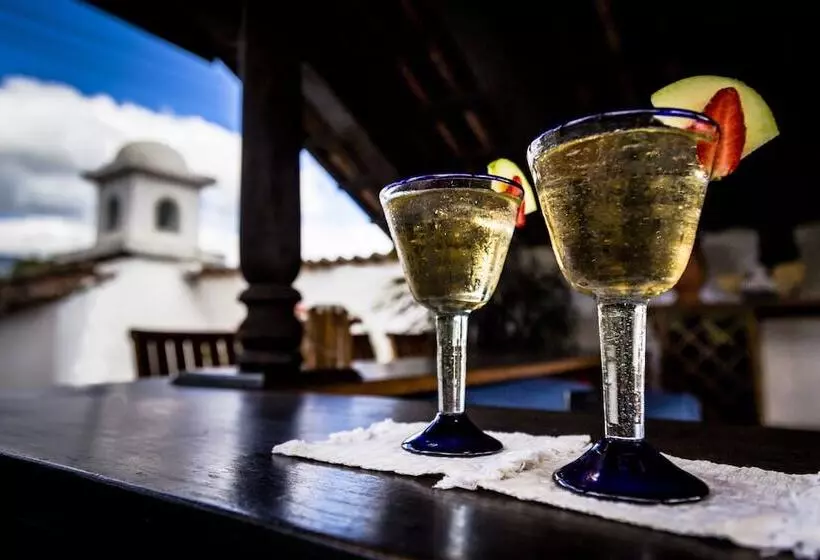 Casa Encantada By Porta Hotels