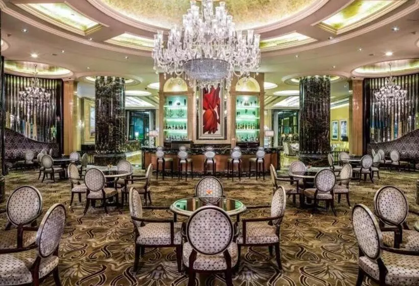 ホテル Chateau Starriver Guangzhou Peninsula