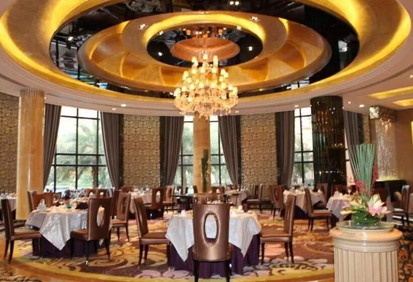 ホテル Chateau Starriver Guangzhou Peninsula