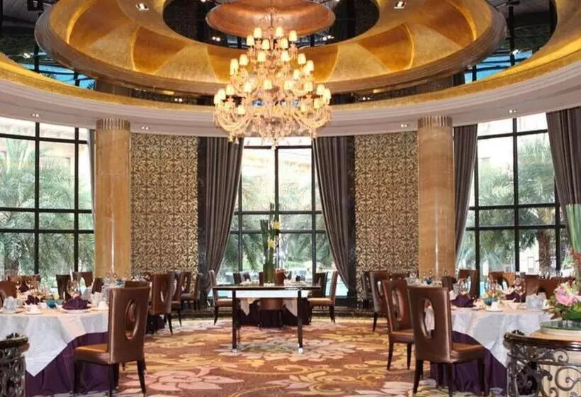 ホテル Chateau Starriver Guangzhou Peninsula