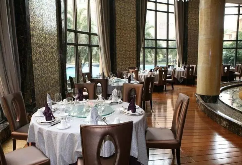 ホテル Chateau Starriver Guangzhou Peninsula