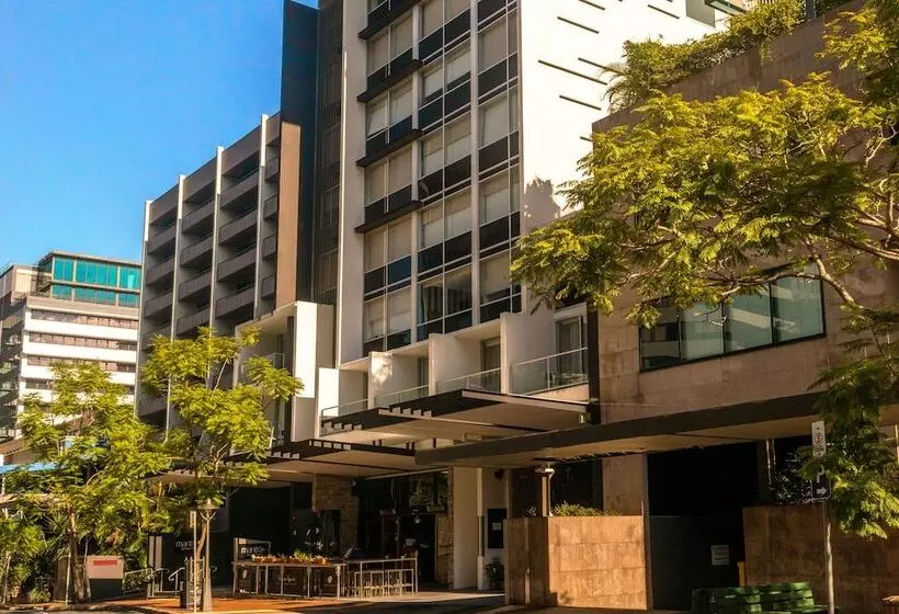 Отель Mantra Terrace Brisbane