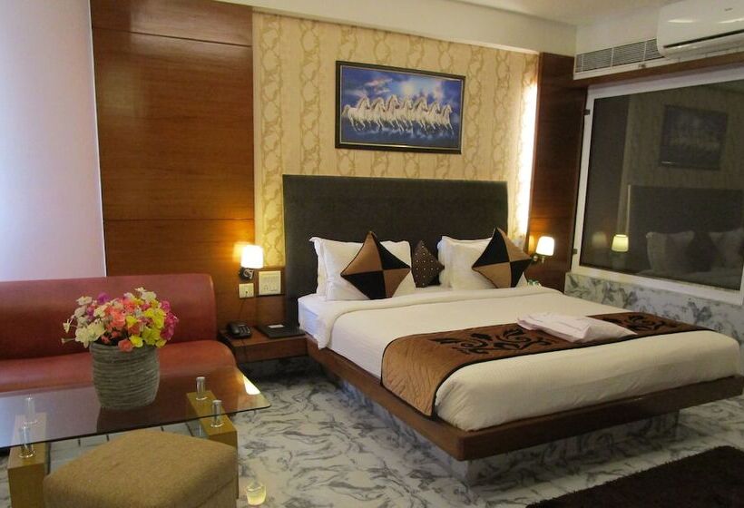 בית מלון כפרי Park Prime Goa