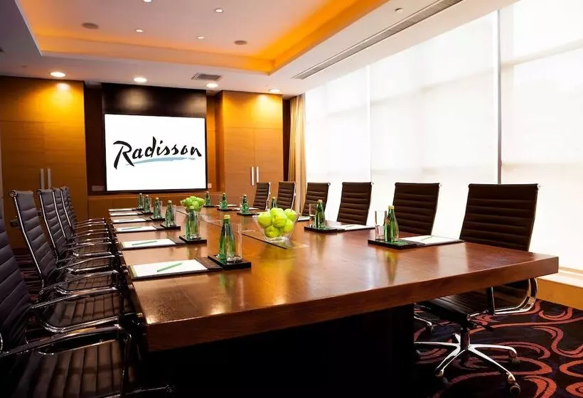 Radisson Hotel Tianjin Aqua City