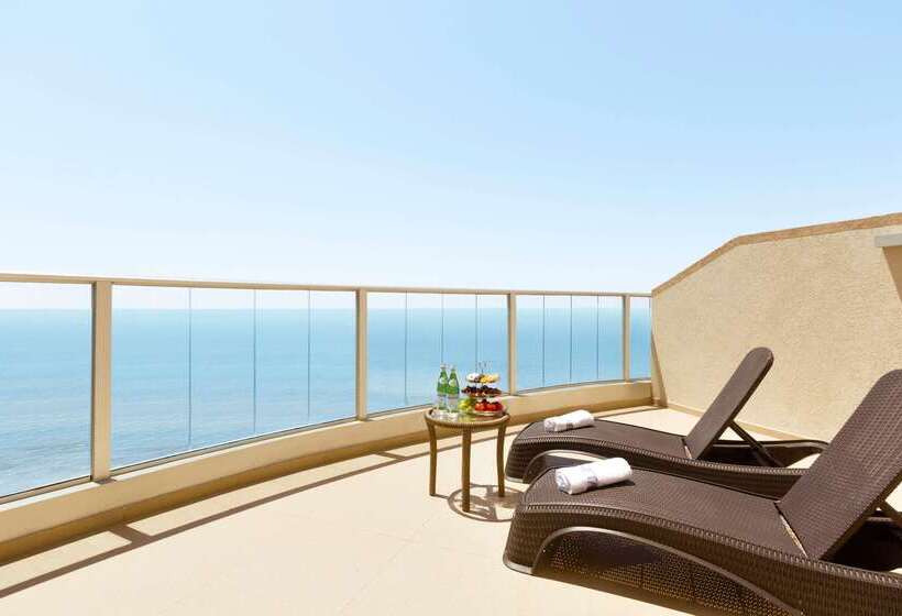 Ramada Hotel & Suites By Wyndham Netanya