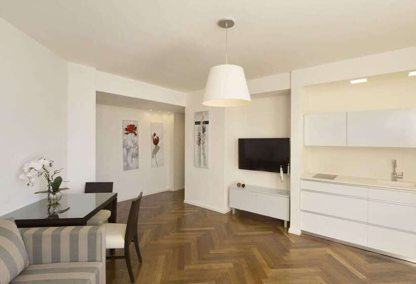 Ramada Hotel & Suites By Wyndham Netanya