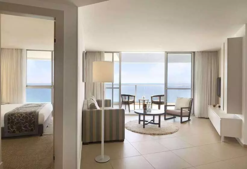 Ramada Hotel & Suites By Wyndham Netanya