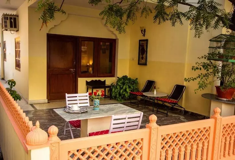 בית מלון כפרי Rawla Rawatsar