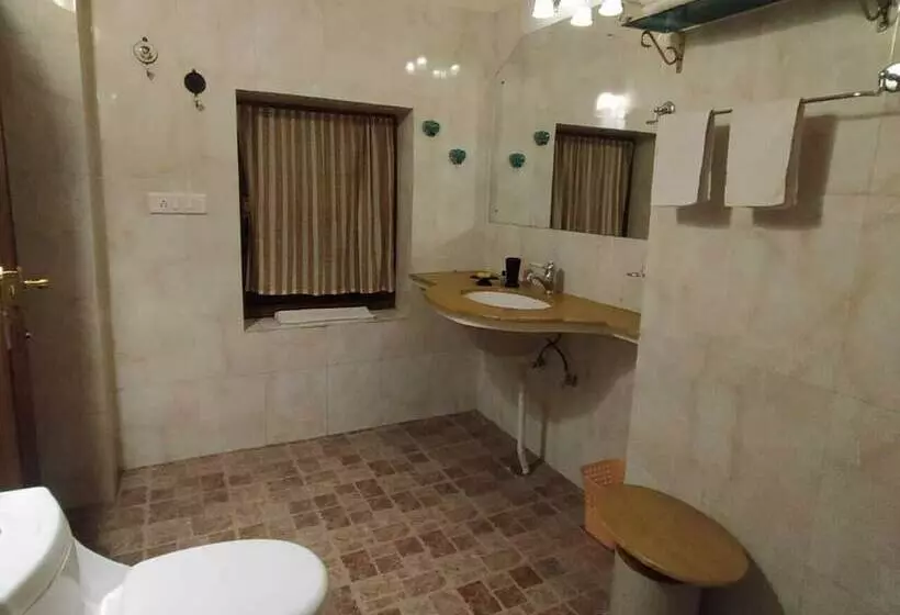 בית מלון כפרי Rawla Rawatsar