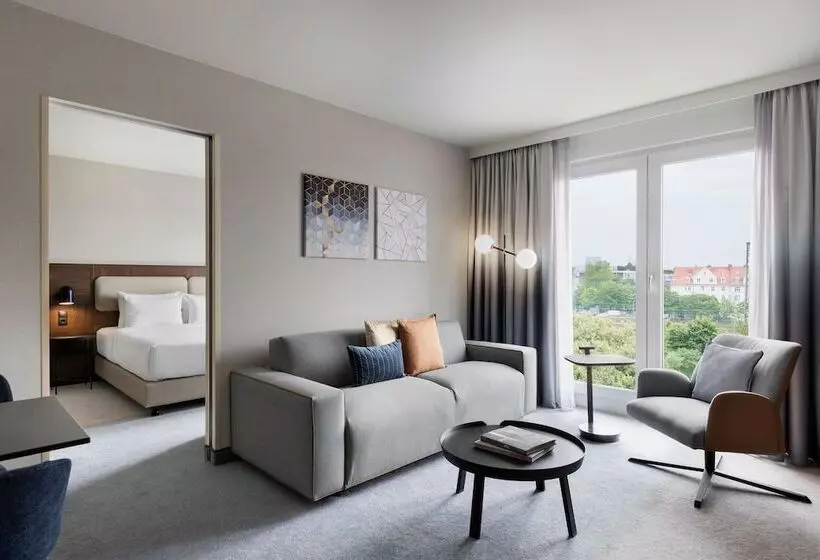 호텔 Courtyard By Marriott Munich City East