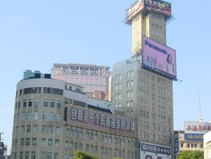 Hotel Seventh Heaven