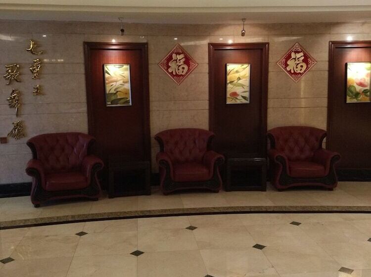 Hotel Seventh Heaven