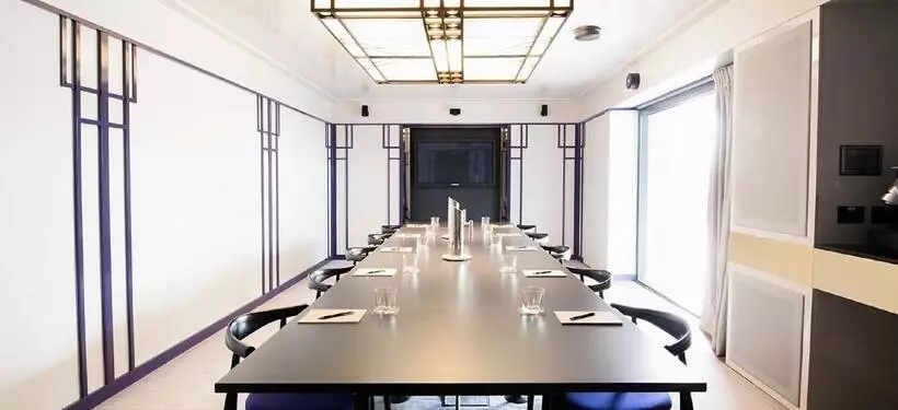 Отель Spicers Balfour