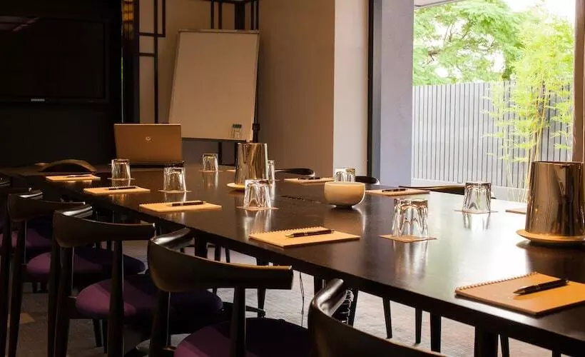 Отель Spicers Balfour