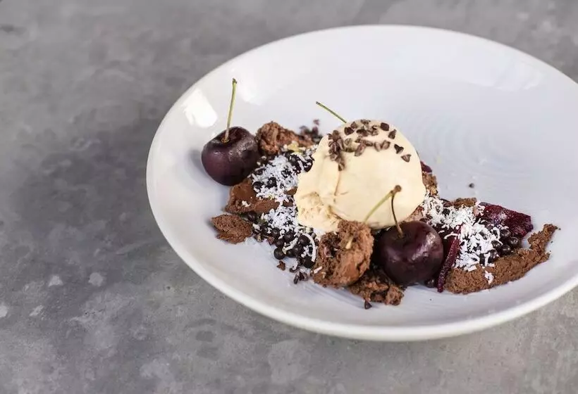 Отель Spicers Balfour