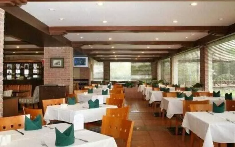 Отель Suzhou Regalia Serviced Residences