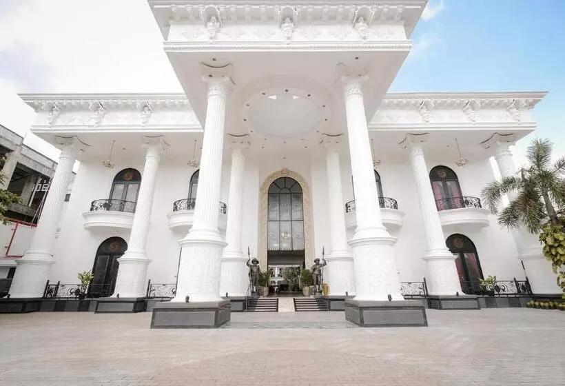 The Grand Palace Hotel Yogyakarta