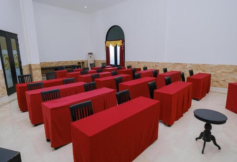 The Grand Palace Hotel Yogyakarta