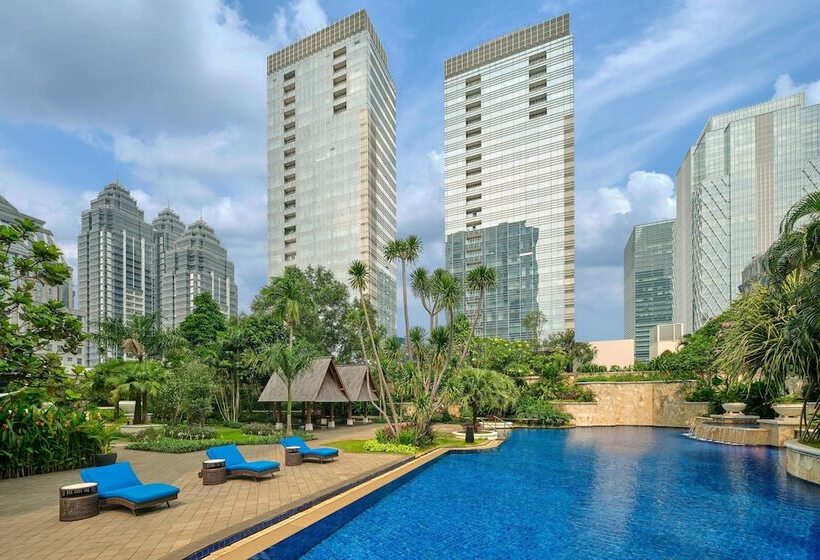 בית מלון כפרי The Ritzcarlton Jakarta, Pacific Place