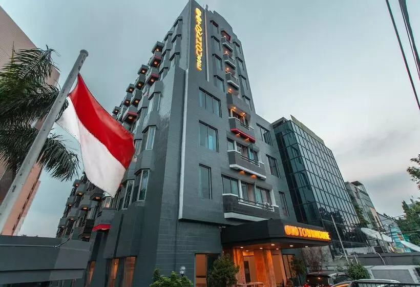 Townhouse 1 Hotel Salemba