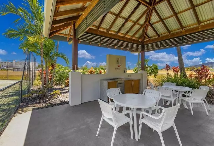 The Boathouse Apartments