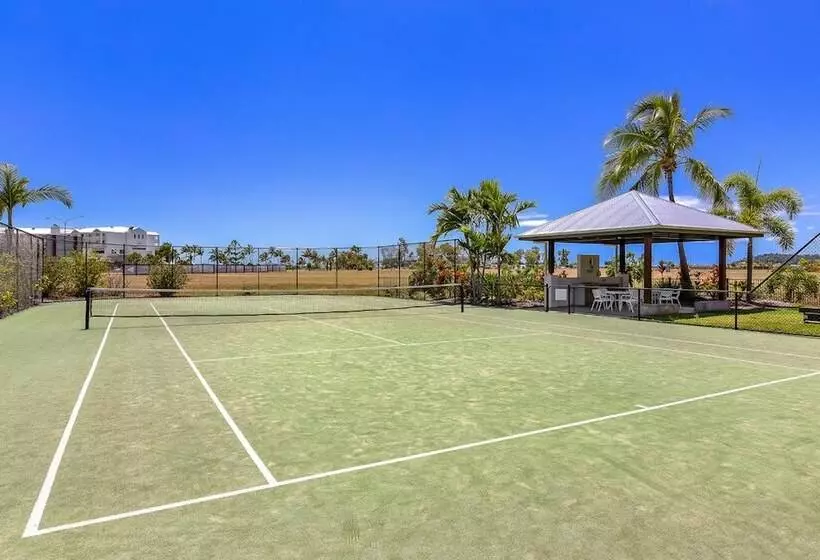 The Boathouse Apartments