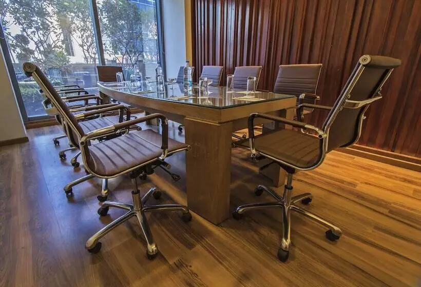 Отель The Fern, Jaipur