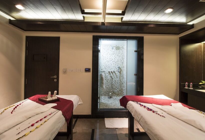 בית מלון כפרי The Fern, Jaipur