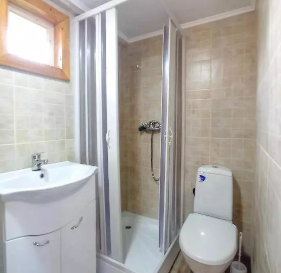 تختخواب و صبحانه Casa La Agapia