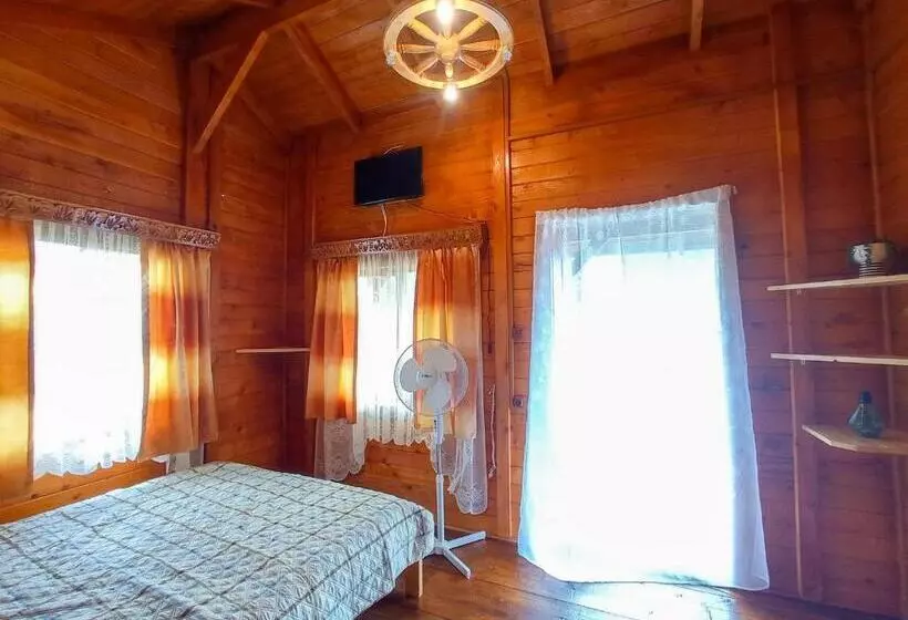 تختخواب و صبحانه Casa La Agapia